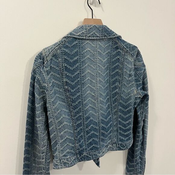Free People Punched Denim Moto Jacket Herringbone
Blue Jean Jacket Size 4 - Picture 8 of 14
